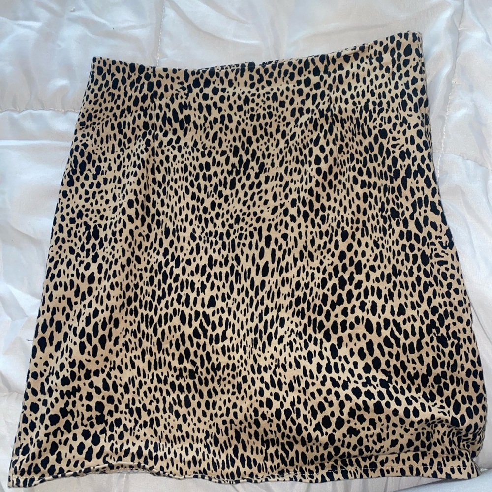 BRANDY MELVILLE PHOEBE SKIRT